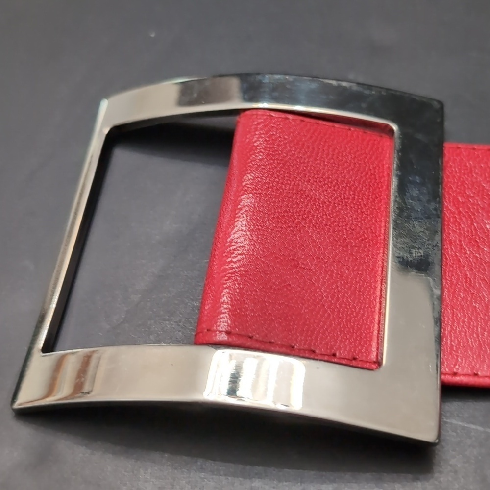 Suzi Roher Women's Red Stretch Belt With Metal Buckle,Size S. - Picture 5 of 7